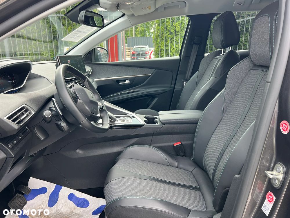 Peugeot 3008 1.5 BlueHDi Allure Pack S&S EAT8 - 29