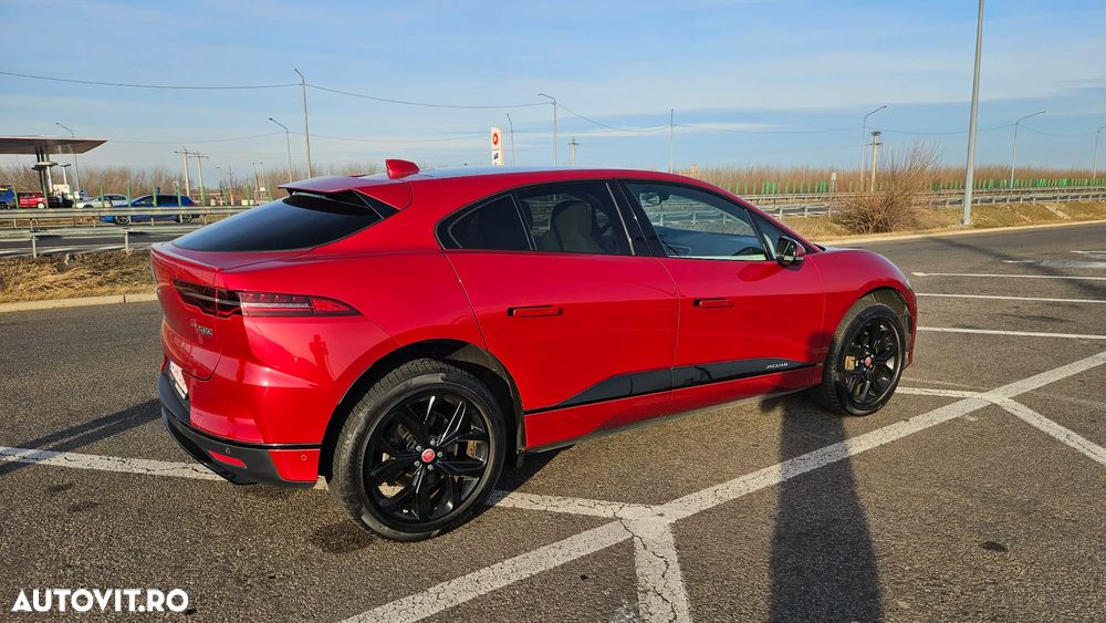 Jaguar I-Pace - 4