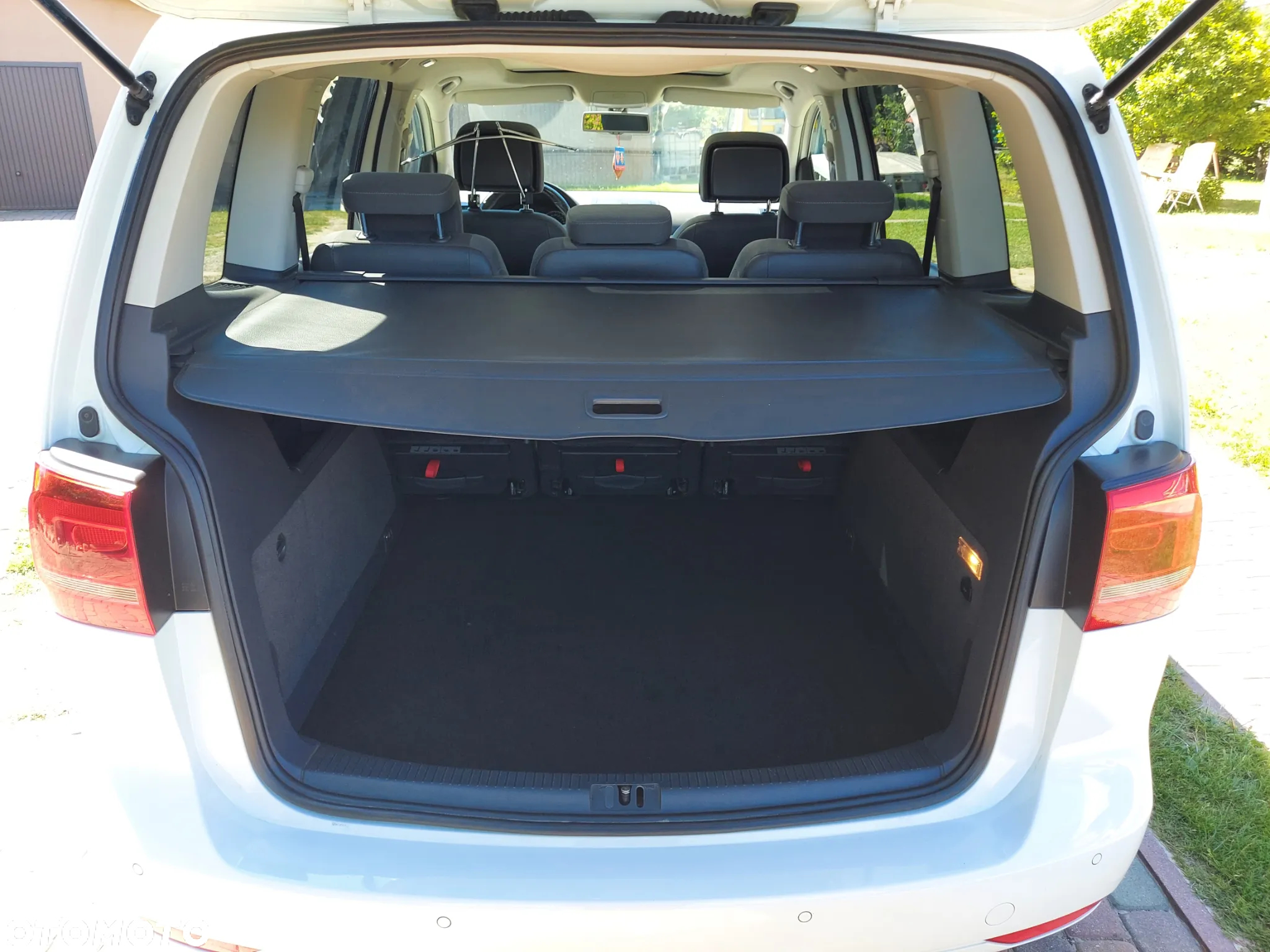 Volkswagen Touran 1.2 TSI BlueMotion Technology Life - 16
