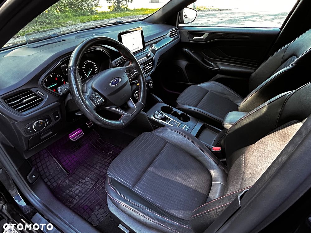 Ford Focus 2.0 EcoBlue ST-Line X - 24