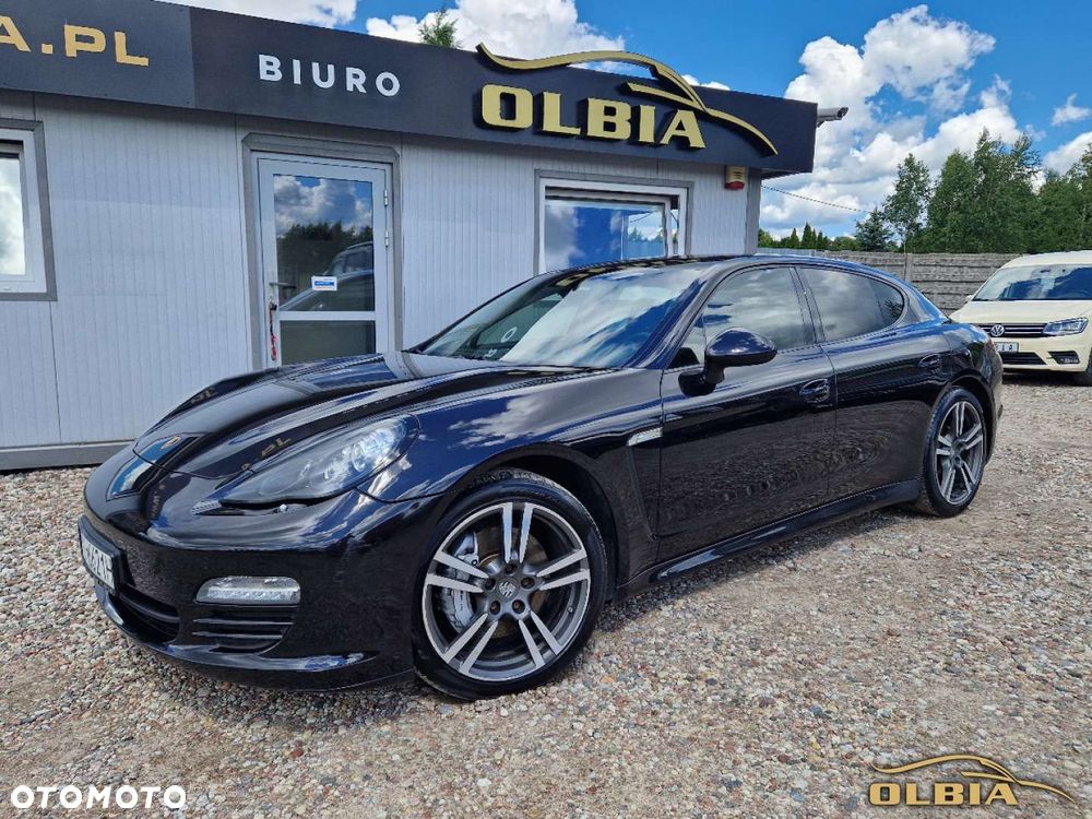Porsche Panamera - 3