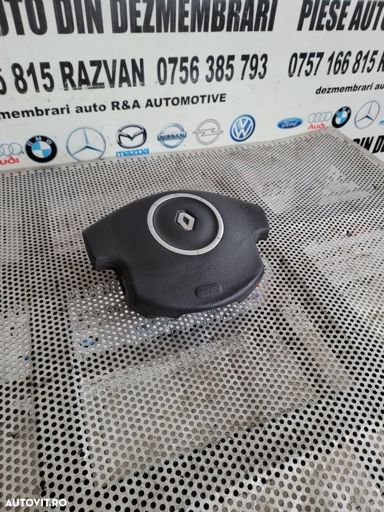 Airbag Volan Model Cu Comenzi Renault Megane 2 Facelift Dezmembrez Renault Megane 2 1.5 Dci Euro 4 - 1