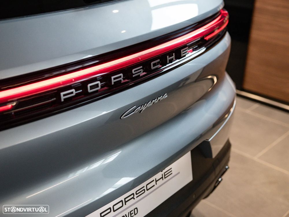 Porsche Cayenne E-Hybrid — fotografia 19