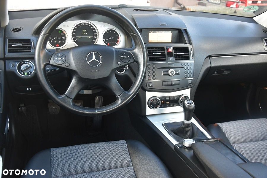Mercedes-Benz Klasa C 200 Kompressor Avantgarde - 14