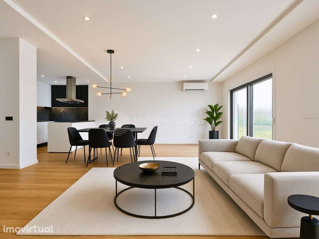 Moradia T4 de Luxo na Nova Urbanização da Caparica. - Grande imagem: 4/42