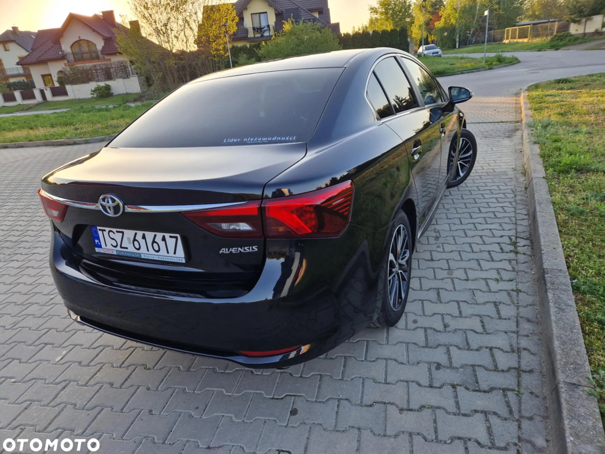 Toyota Avensis 2.0 Prestige MS - 18
