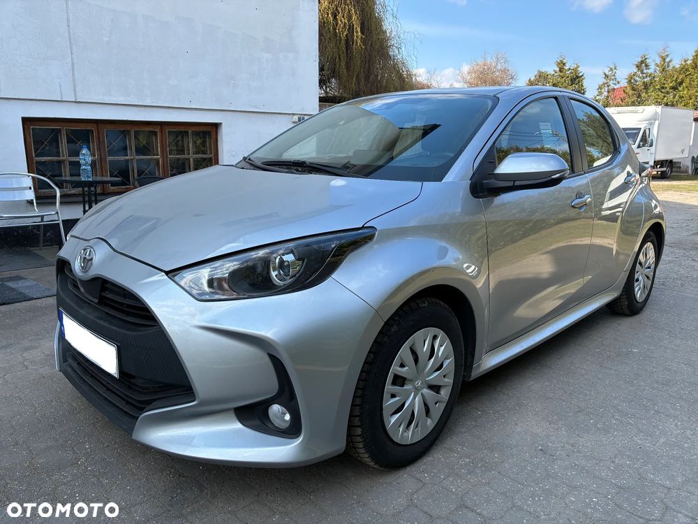Toyota Yaris 1.5 Comfort - 1
