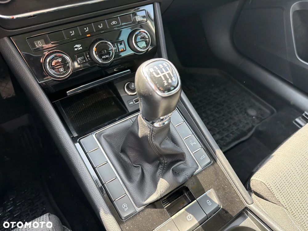 Skoda Superb 1.8 TSI Ambition - 16