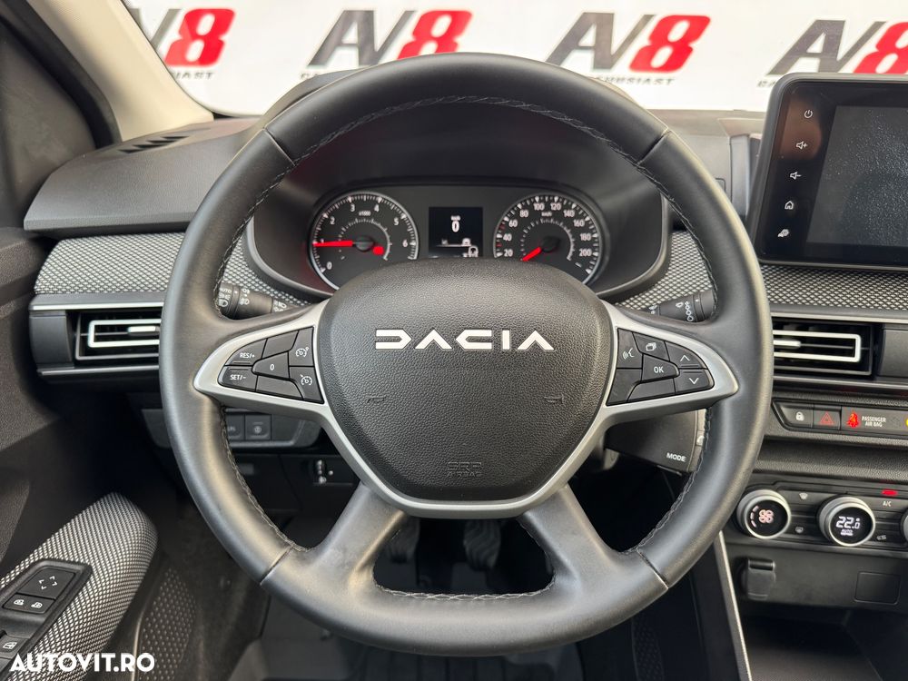 Dacia Logan TCe 90 MT6 Journey - 23