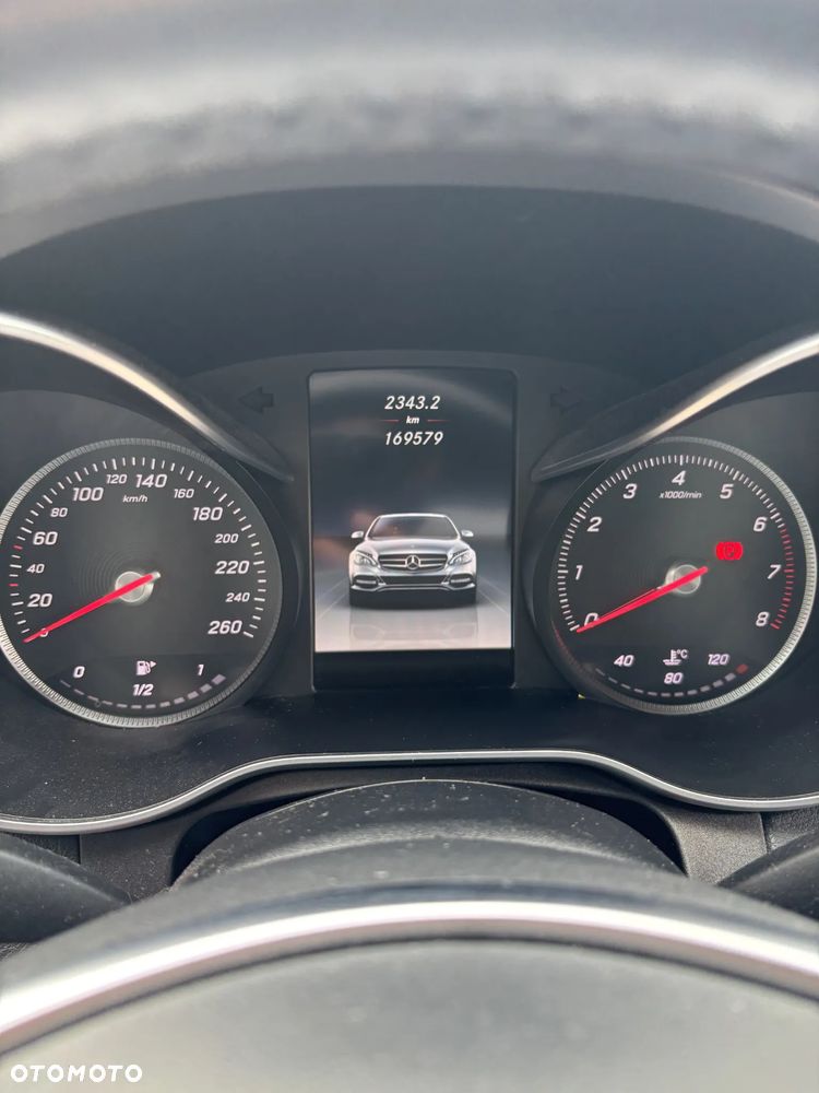 Mercedes-Benz Klasa C 200 4-Matic 7G-TRONIC - 22