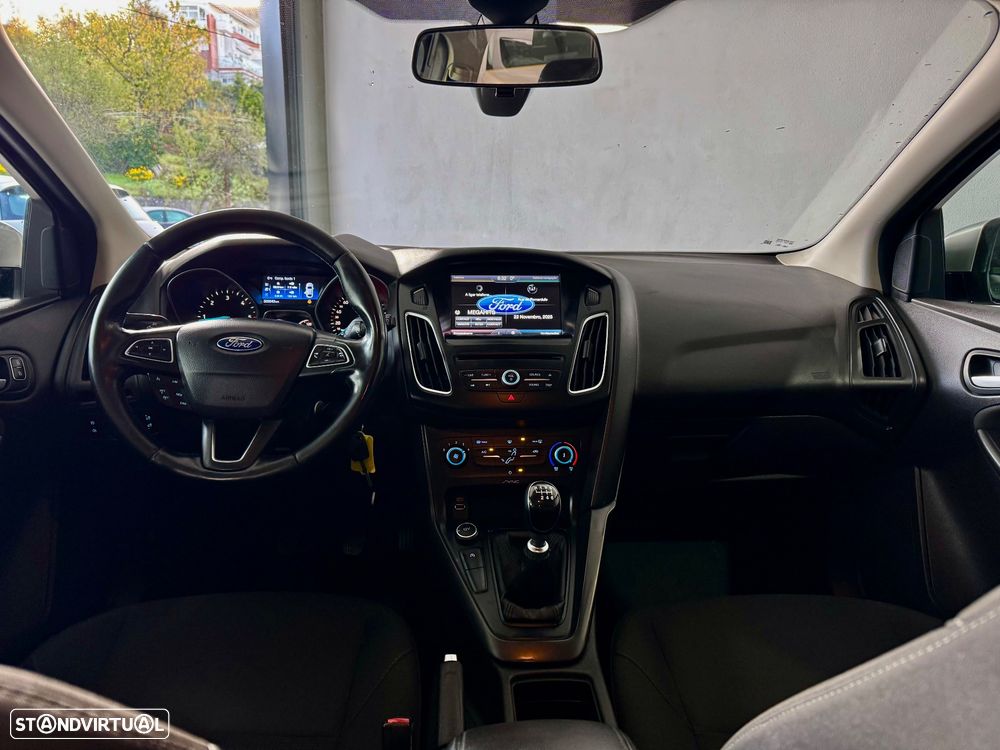 Ford Focus SW 1.6 TDCi DPF S&S Titanium - 14