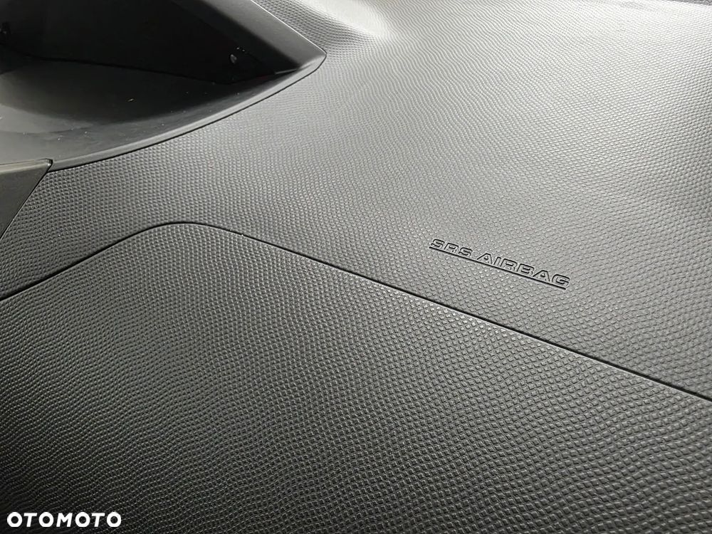 Toyota Yaris - 32