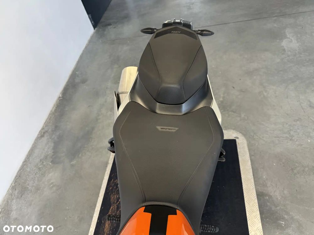 KTM Duke - 27