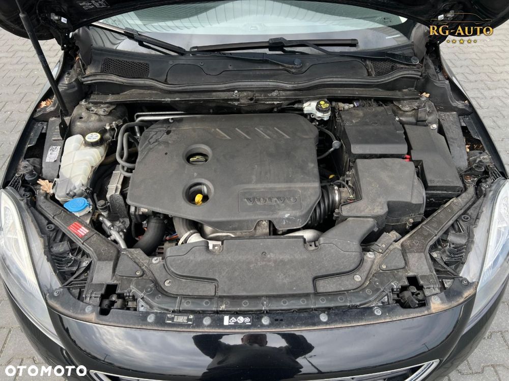 Volvo V40 - 20