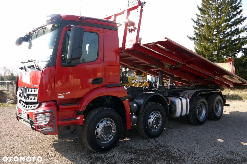 Mercedes-Benz AROCS - 5