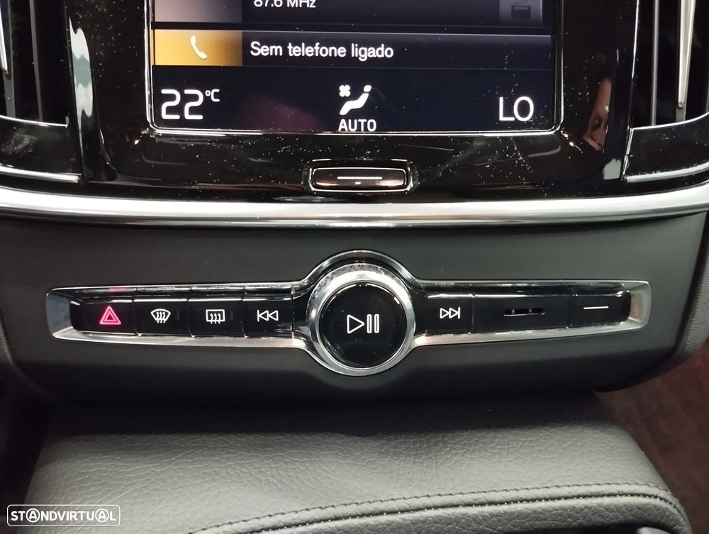 Volvo S90 2.0 B5 Inscription AWD Geartronic - 30