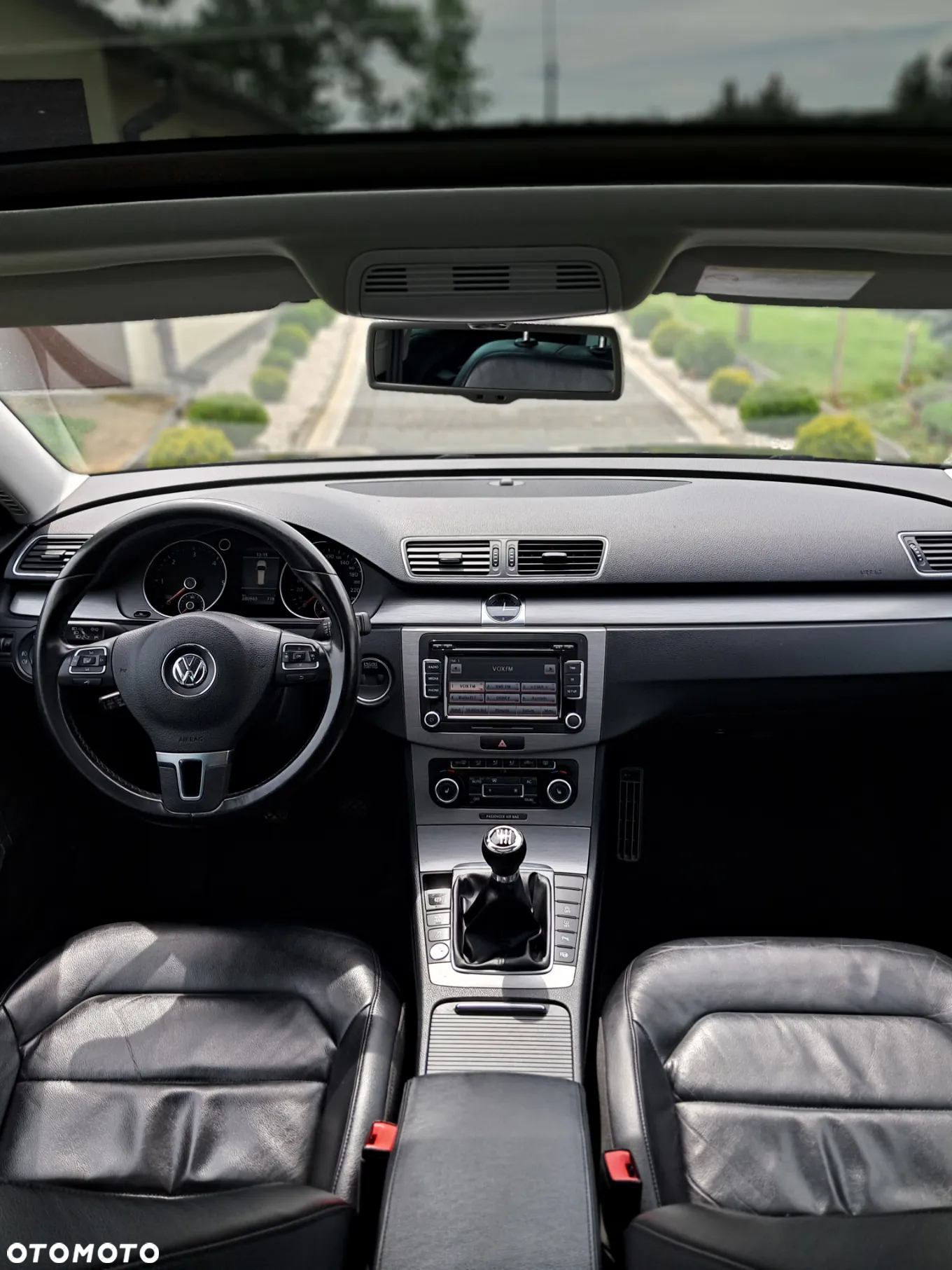 Volkswagen Passat Variant 2.0 TDI BlueMotion Technology Exclusive - 12