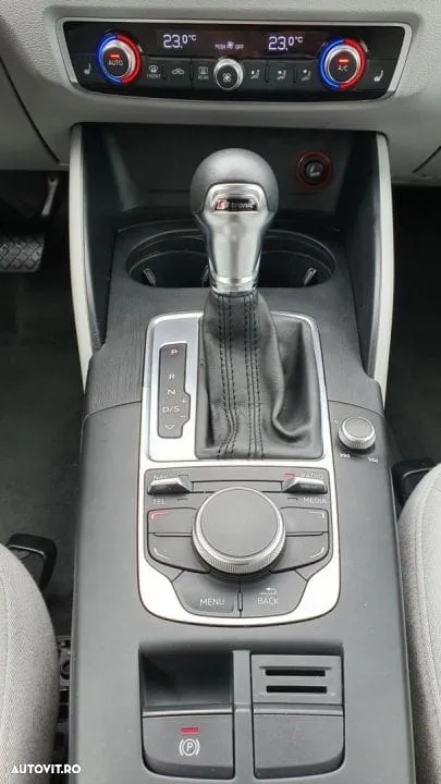 Audi A3 2.0 TDI Sportback (clean diesel) S tronic Attraction - 10
