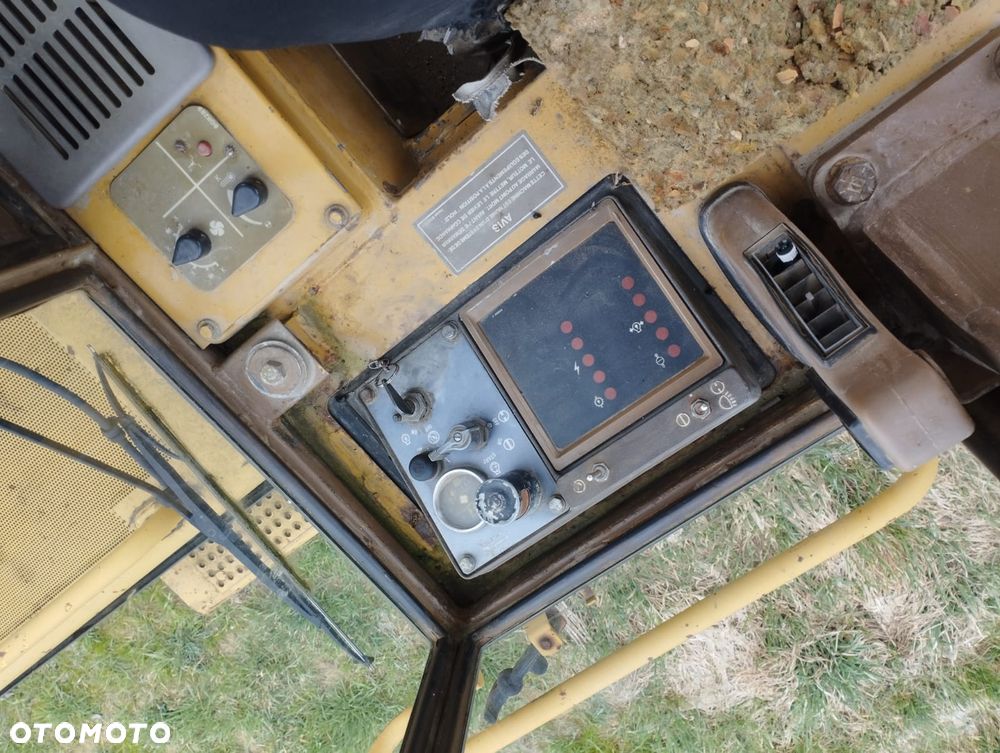 Caterpillar 953 - 11