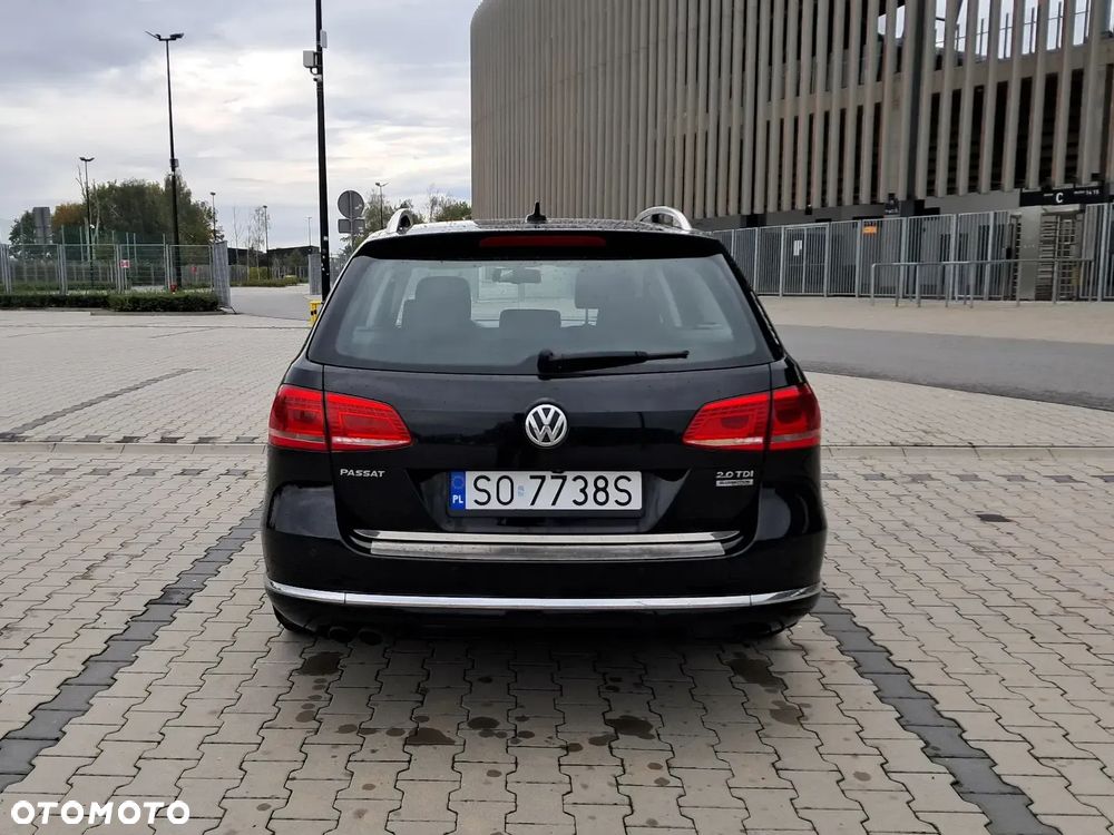 Volkswagen Passat - 8