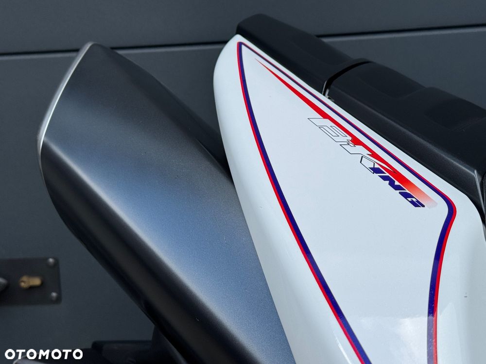 Suzuki GSX - 10