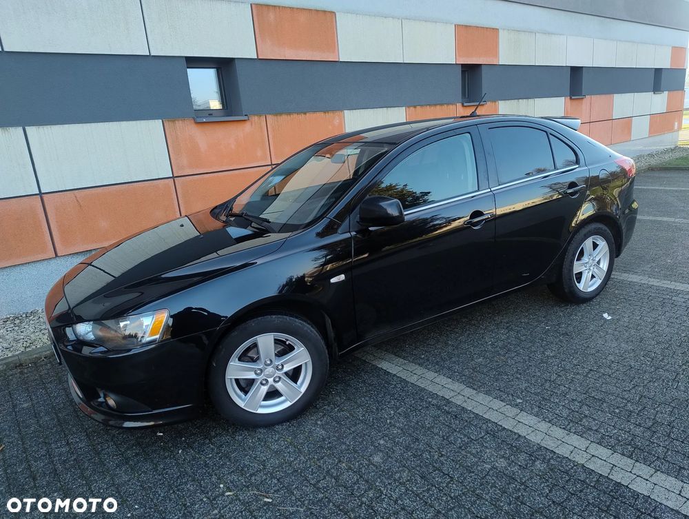 Mitsubishi Lancer 1.8 Intense - 1