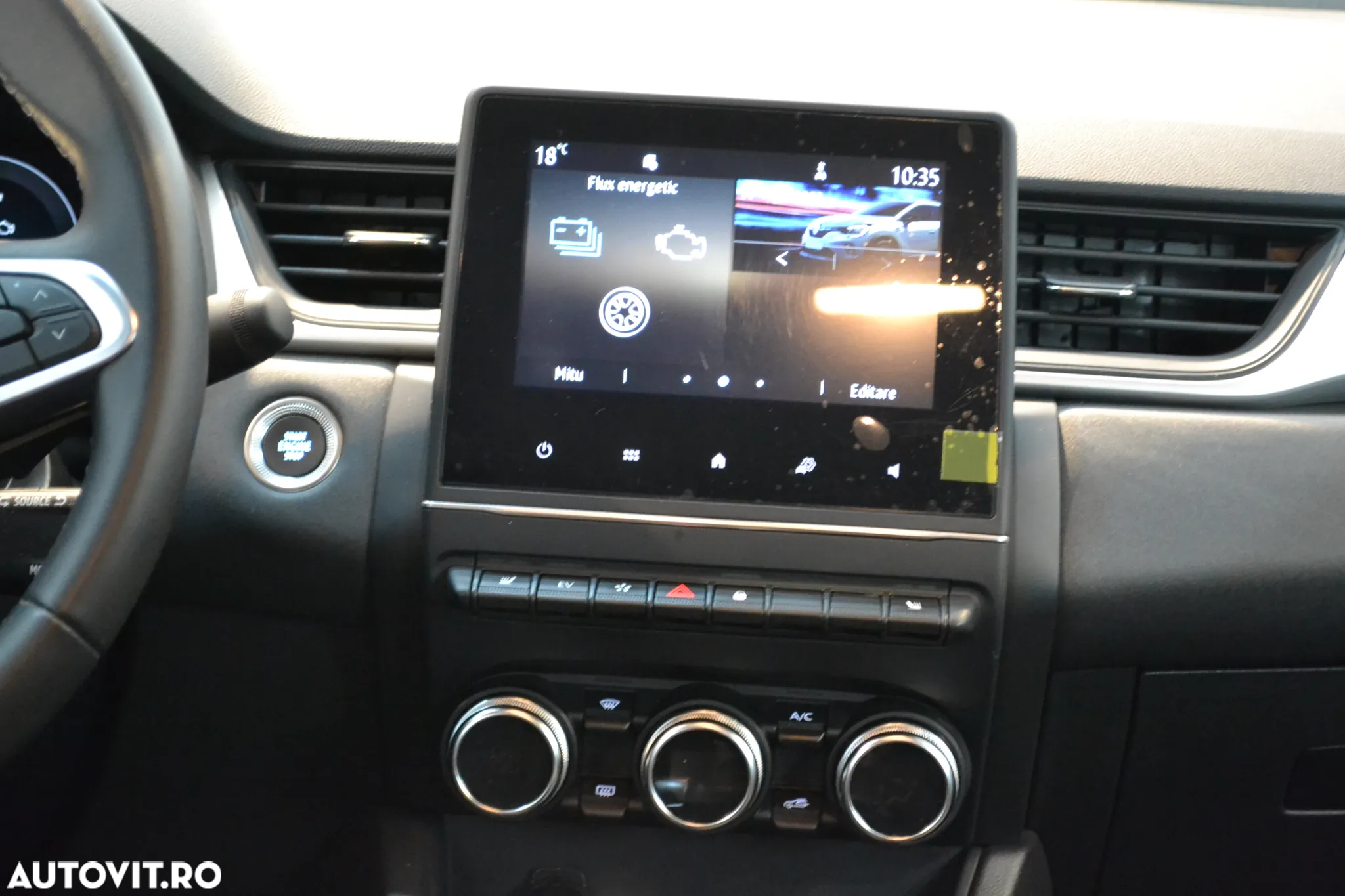 Renault Captur E-Tech PHEV 160 Equilibre - 10