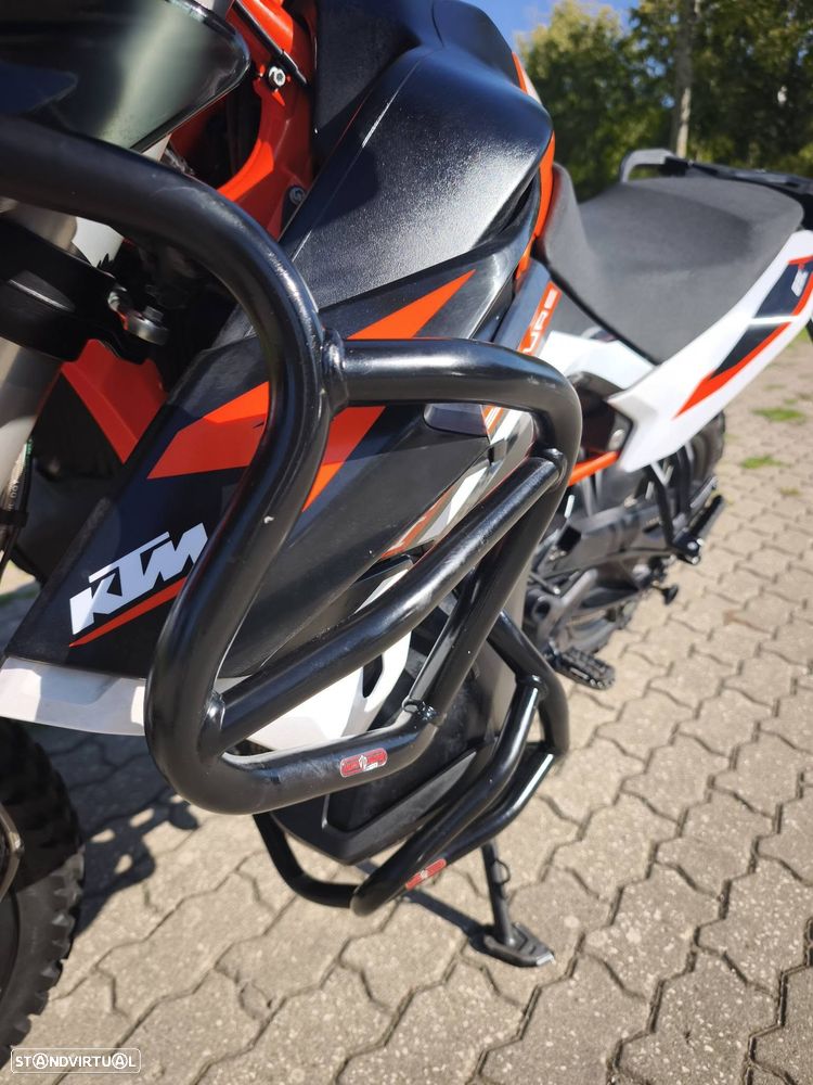 KTM 890 Adventure R  Travel Pack - 10