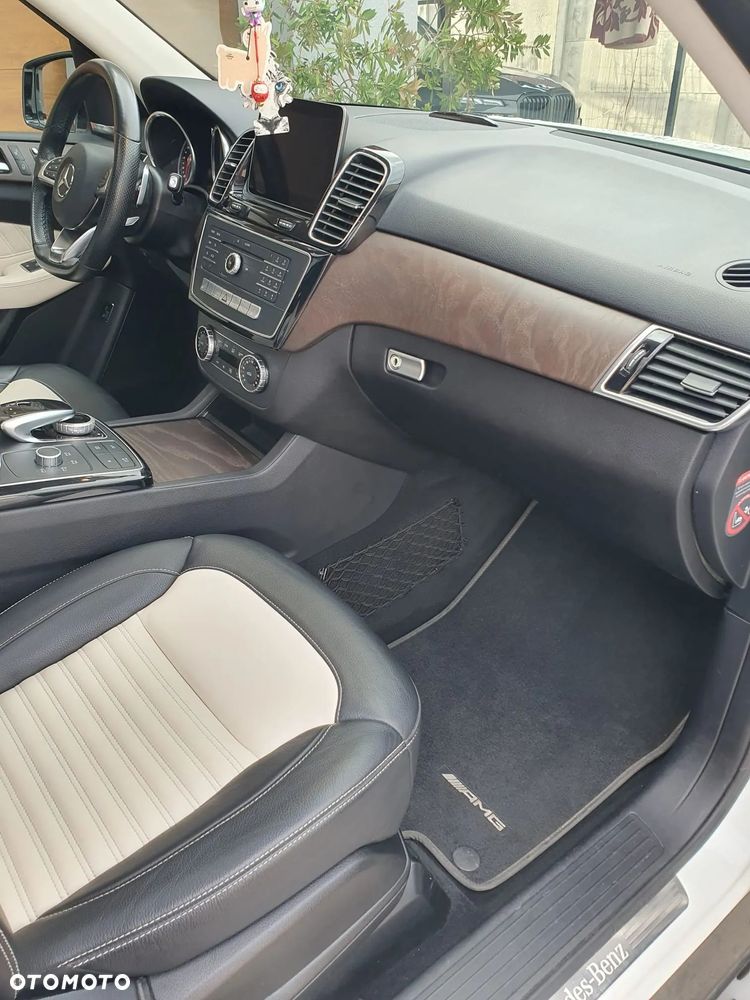 Mercedes-Benz GLE 350 d 4-Matic - 25