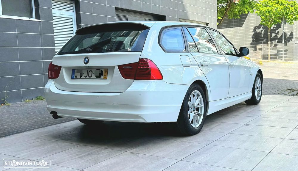 BMW 318 d LifeStyle - 16