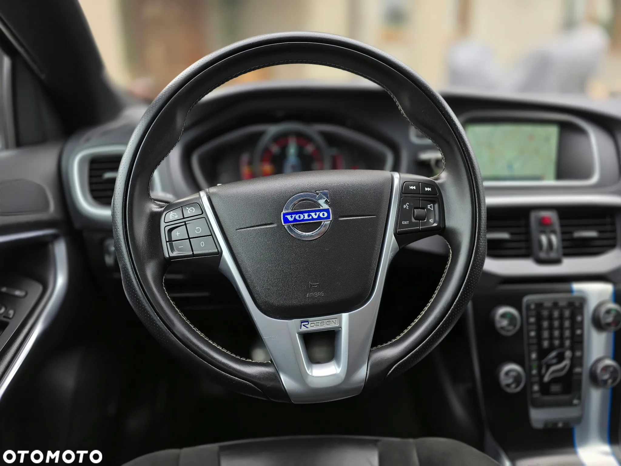 Volvo V40 D4 RDesign - 24