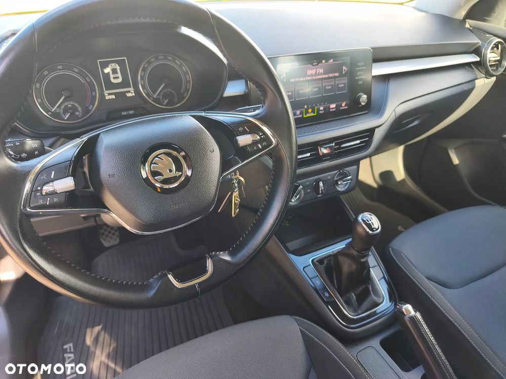 Skoda Fabia 1.0 Ambition - 22
