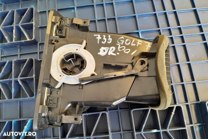 Grila ventilatie bord dreapta Volkswagen VW Golf 7 [2012 - 2017] Vari - 1