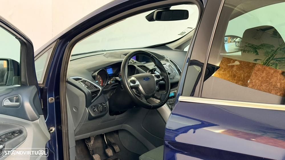 Ford C-Max 1.6 TDCi Titanium - 23