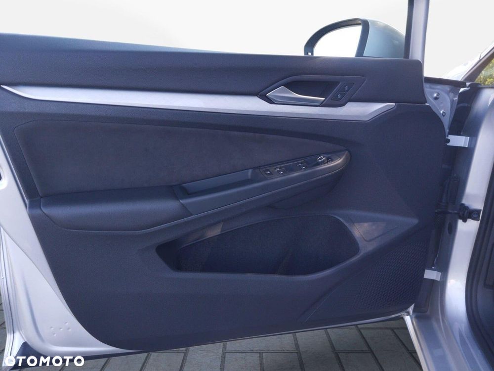 Volkswagen Golf Variant 2.0 TDI Life DSG - 28