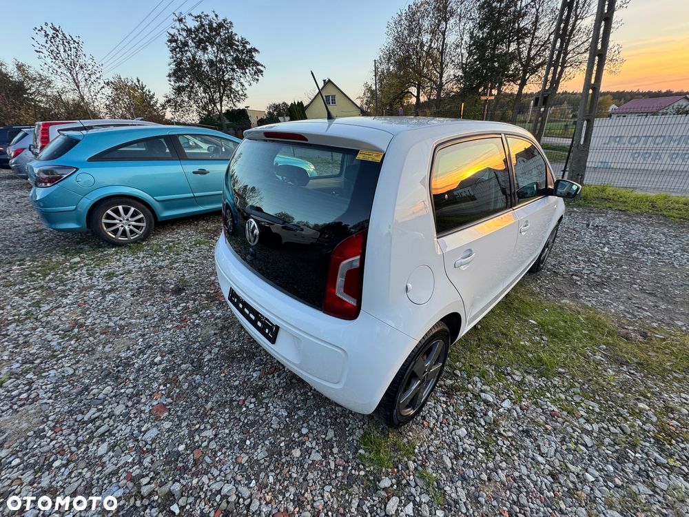 Volkswagen up! 1.0 high EU6 - 6