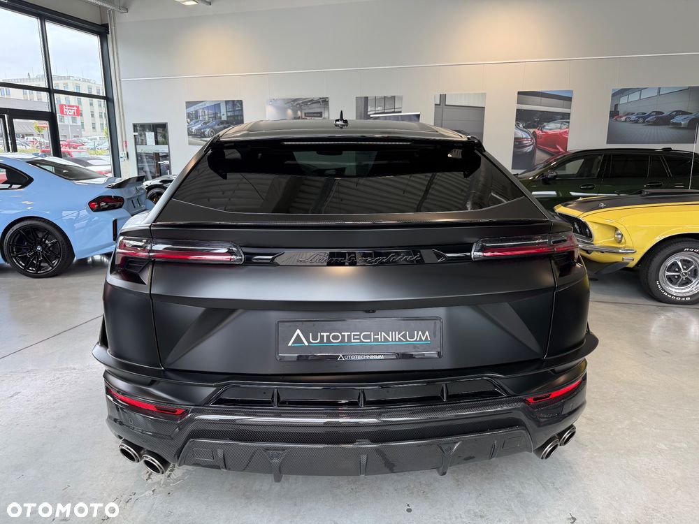 Lamborghini Urus - 6