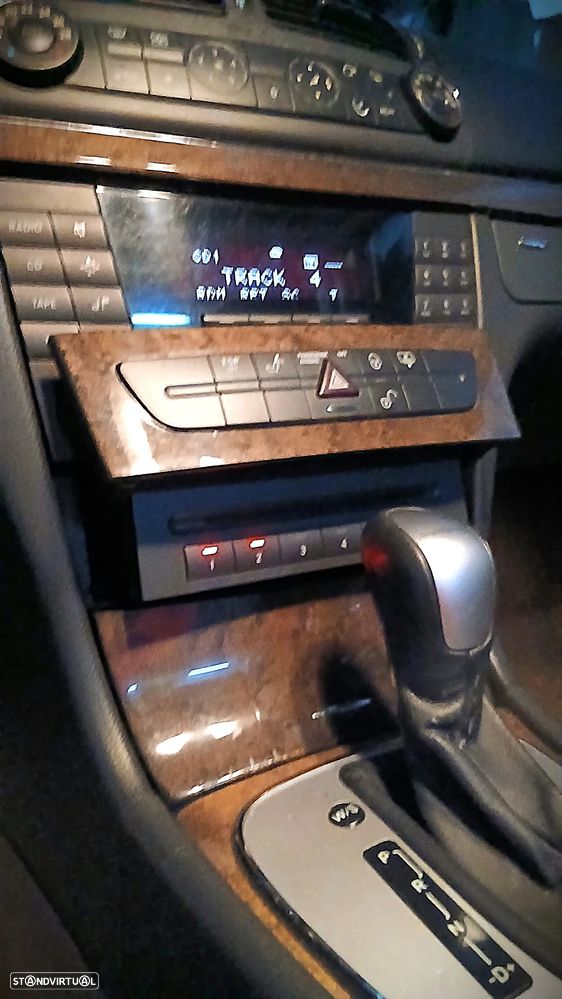 Mercedes-Benz E 220 CDI Avantgarde Aut. - 10