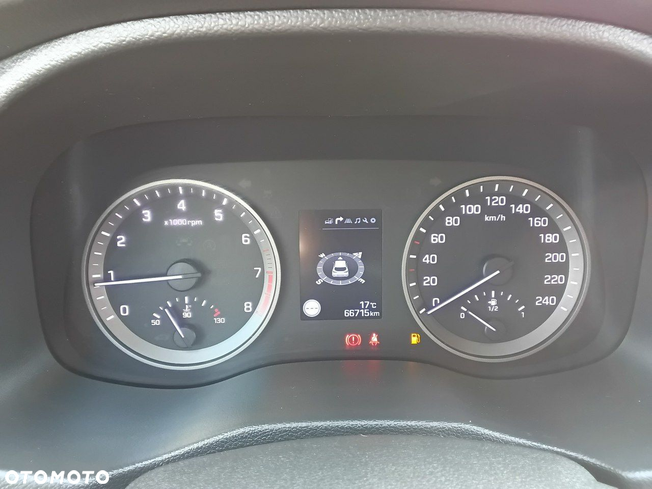 Hyundai Tucson blue 1.6 GDi 2WD Intro Edition - 26
