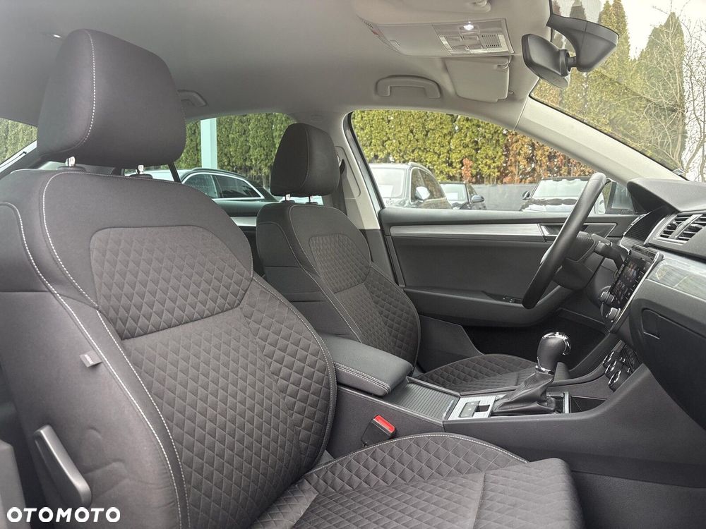 Skoda Superb 1.5 TSI Ambition DSG - 24