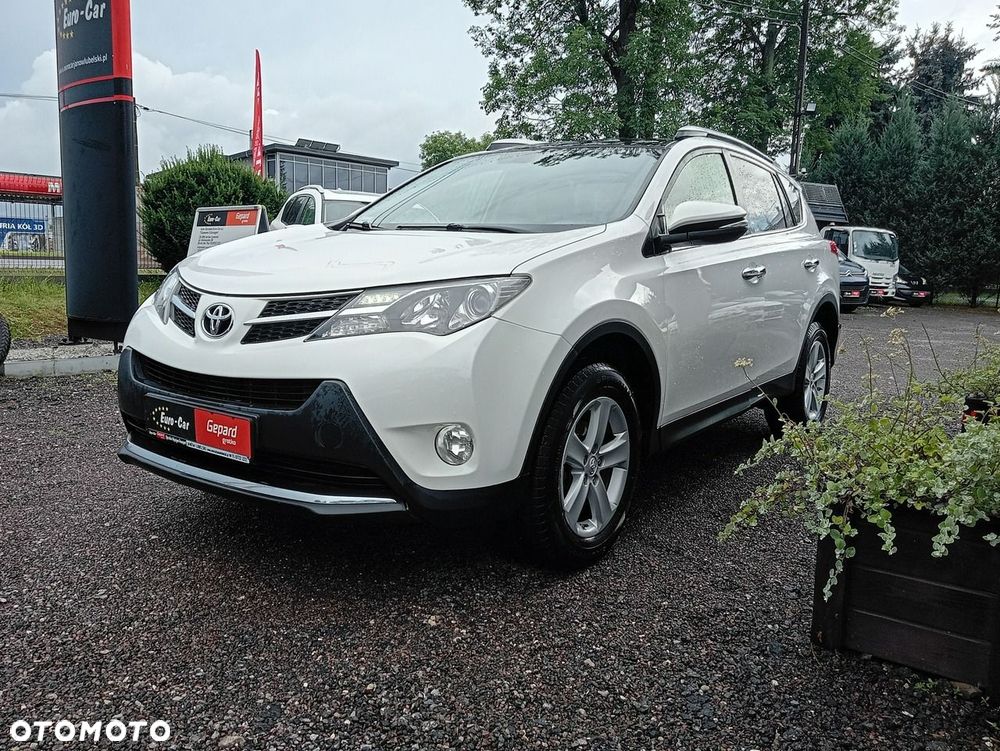 Toyota RAV4 - 1