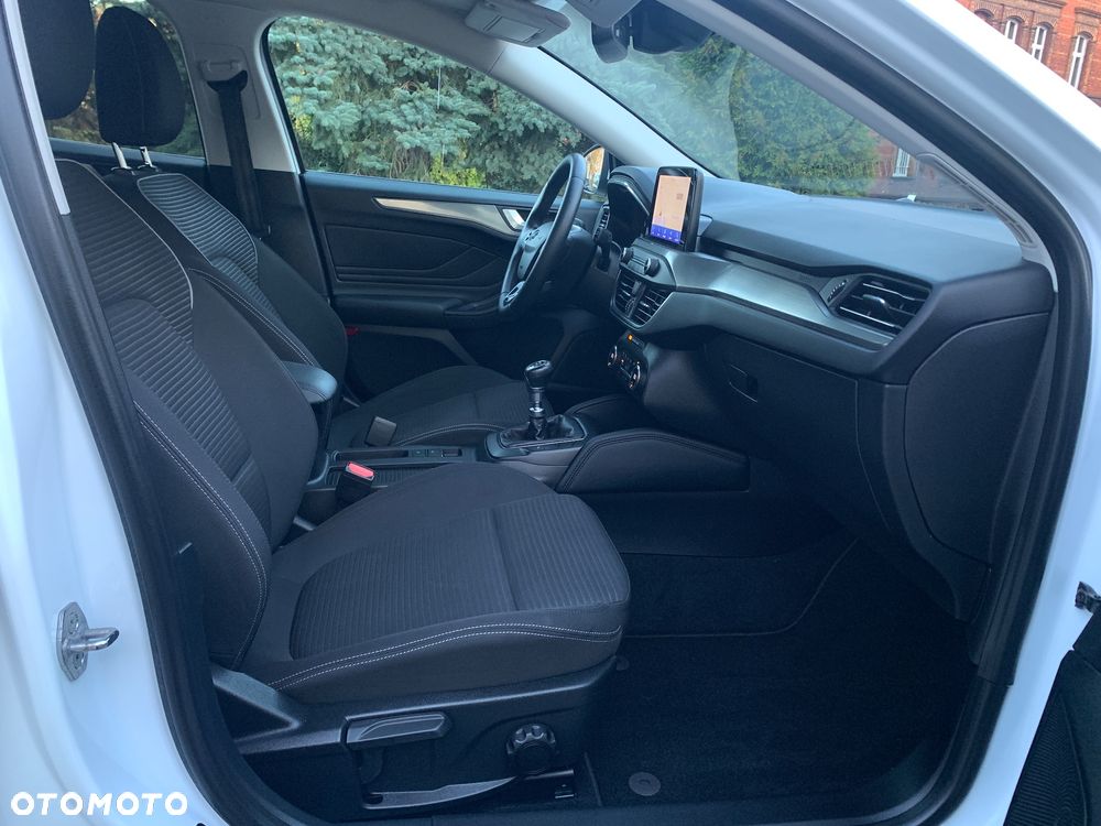 Ford Focus 2.0 EcoBlue Titanium - 23