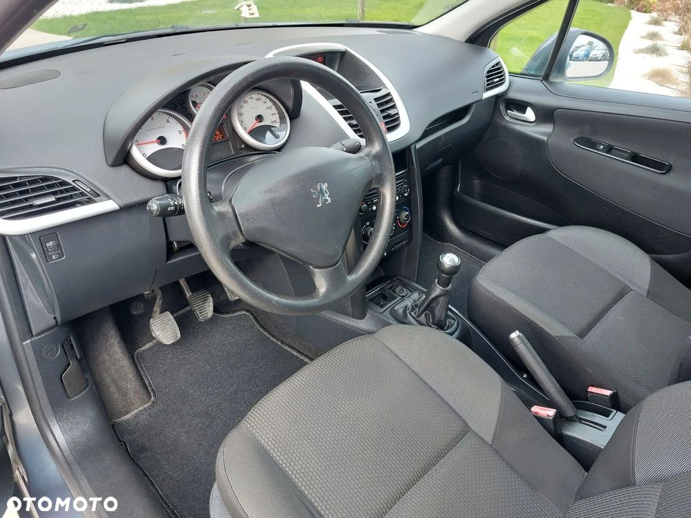 Peugeot 207 1.6 HDi Trendy 99g - 37