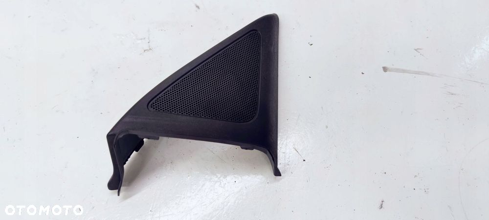 MASKOWNICA GŁOŚNIKA PRAWY PRZÓD AUDI Q3 8U0035424A - 1