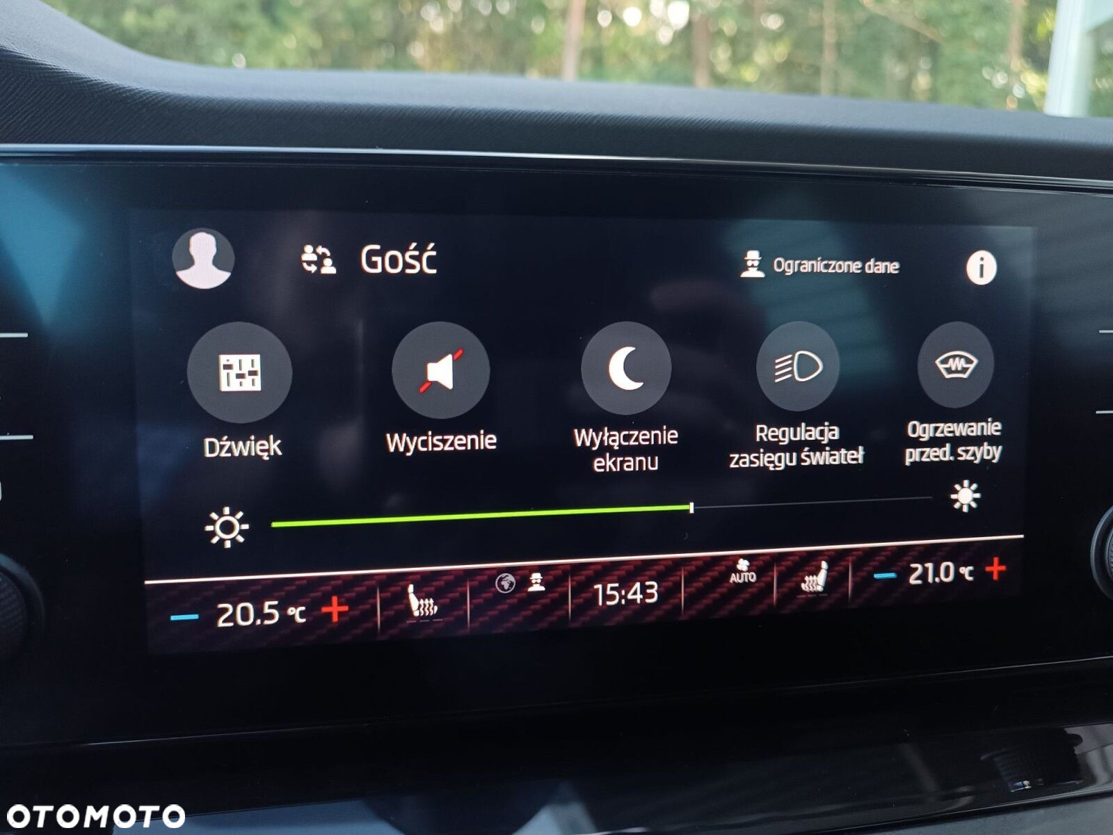 Skoda Octavia 2.0 TDI Ambition DSG - 21