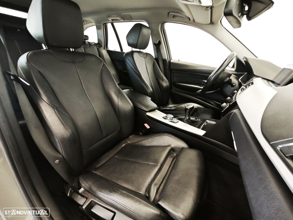 BMW 318 d Touring Line Luxury - 8