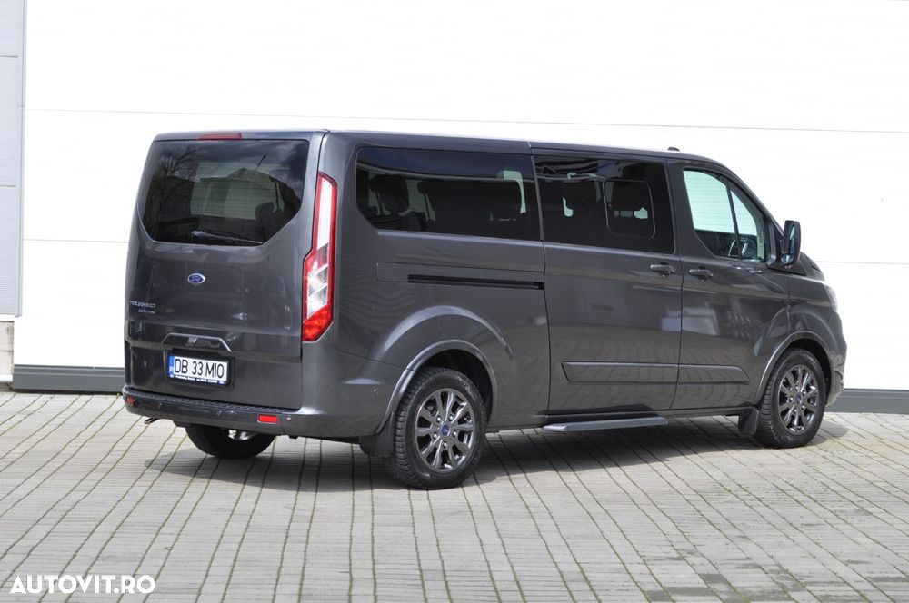 Ford Tourneo Custom Bus 320 2.0 EcoBlue 130 CP L2H1 Titanium Aut. - 3