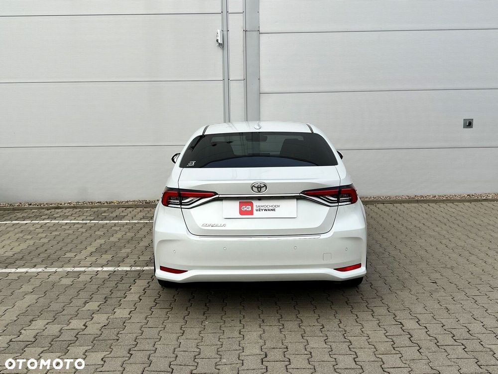 Toyota Corolla - 8