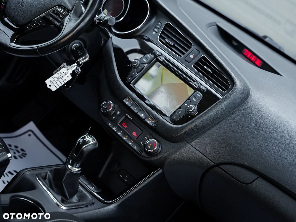 Kia Ceed 1.4 CVVT ISG Spirit - 20