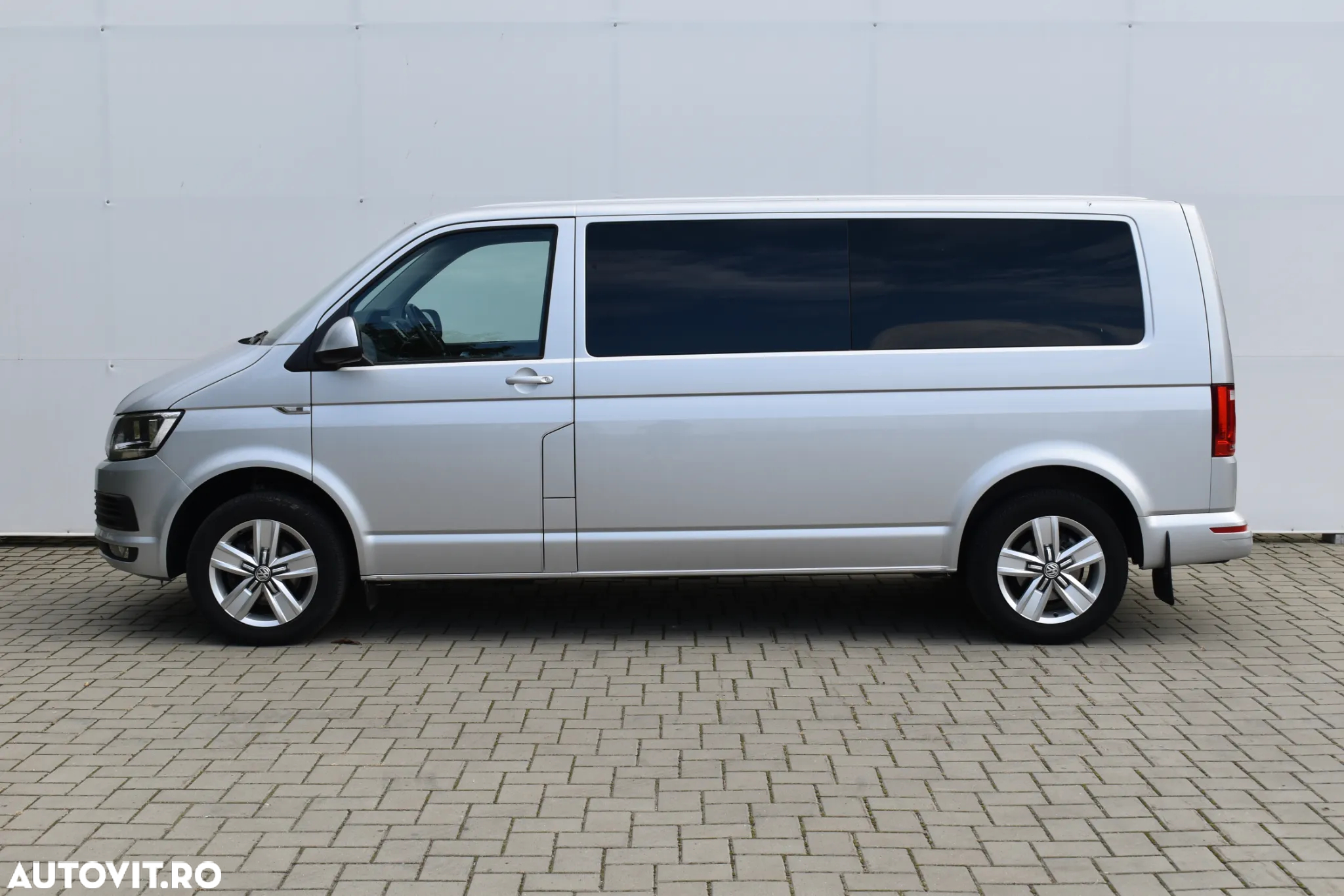 Volkswagen Caravelle T6 2.0 TDI LR Comfortline DSG - 8